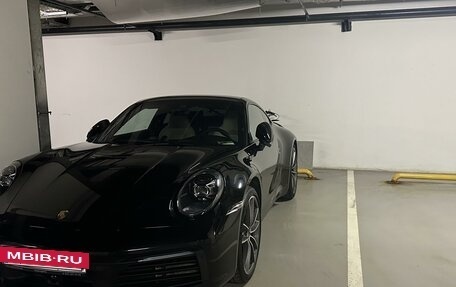 Porsche 911, 2019 год, 17 000 000 рублей, 3 фотография