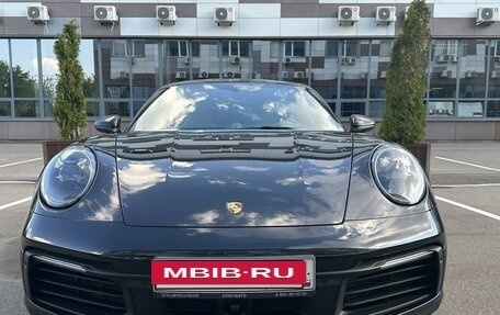 Porsche 911, 2019 год, 17 000 000 рублей, 2 фотография