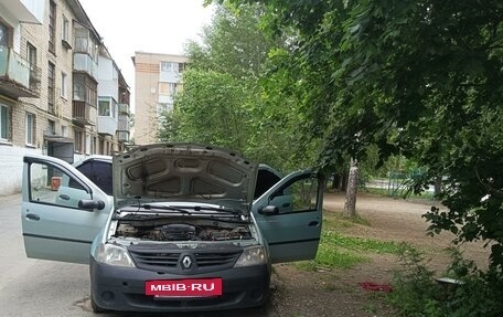 Renault Logan I, 2008 год, 300 000 рублей, 2 фотография