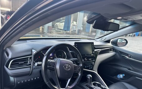 Toyota Camry, 2021 год, 4 450 000 рублей, 6 фотография