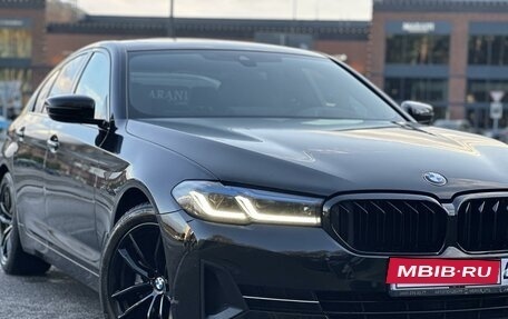 BMW 5 серия, 2021 год, 4 480 000 рублей, 2 фотография