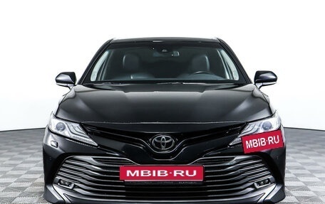 Toyota Camry, 2018 год, 3 238 000 рублей, 2 фотография