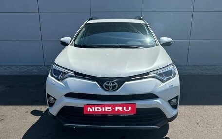 Toyota RAV4, 2018 год, 2 649 000 рублей, 2 фотография