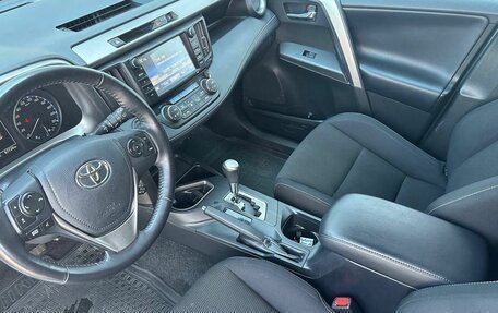 Toyota RAV4, 2018 год, 2 649 000 рублей, 11 фотография