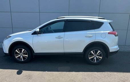 Toyota RAV4, 2018 год, 2 649 000 рублей, 8 фотография