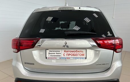 Mitsubishi Outlander III рестайлинг 3, 2020 год, 2 804 000 рублей, 5 фотография