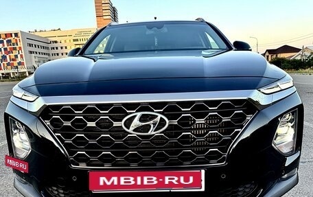 Hyundai Santa Fe IV, 2018 год, 3 790 000 рублей, 2 фотография