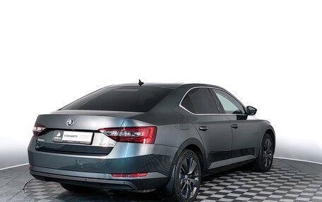 Skoda Superb III рестайлинг, 2018 год, 2 888 000 рублей, 5 фотография