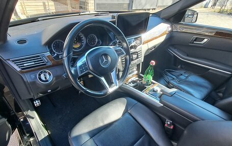 Mercedes-Benz E-Класс, 2012 год, 2 000 000 рублей, 7 фотография