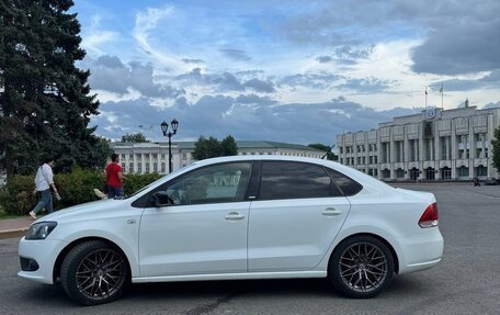 Volkswagen Polo VI (EU Market), 2014 год, 950 000 рублей, 3 фотография