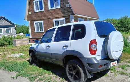 Chevrolet Niva I рестайлинг, 2016 год, 870 000 рублей, 3 фотография