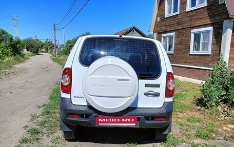 Chevrolet Niva I рестайлинг, 2016 год, 870 000 рублей, 5 фотография