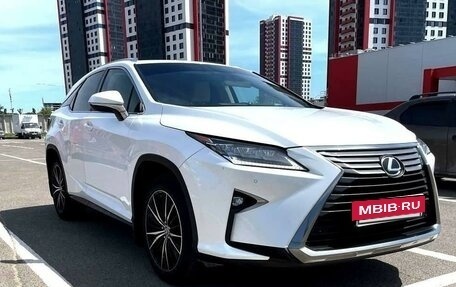 Lexus RX IV рестайлинг, 2017 год, 4 300 000 рублей, 2 фотография