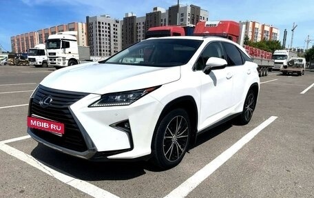 Lexus RX IV рестайлинг, 2017 год, 4 300 000 рублей, 6 фотография