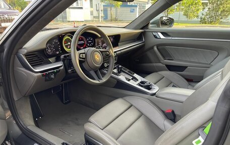 Porsche 911, 2021 год, 18 990 000 рублей, 7 фотография