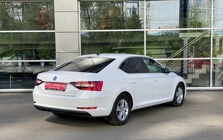 Skoda Superb III рестайлинг, 2016 год, 1 850 000 рублей, 2 фотография