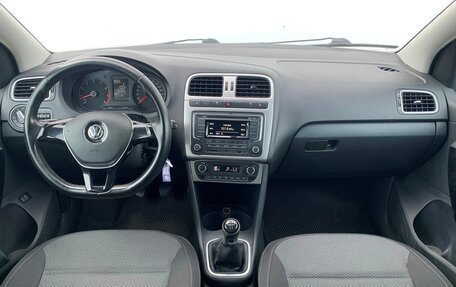 Volkswagen Polo VI (EU Market), 2015 год, 926 800 рублей, 7 фотография