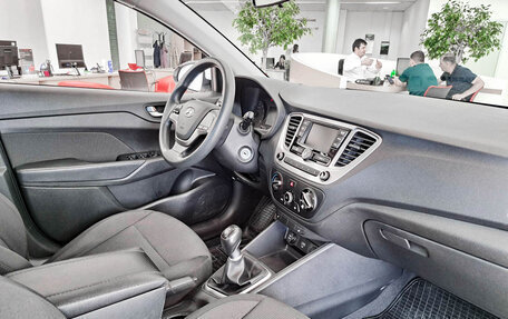 Hyundai Solaris II рестайлинг, 2019 год, 1 674 000 рублей, 11 фотография