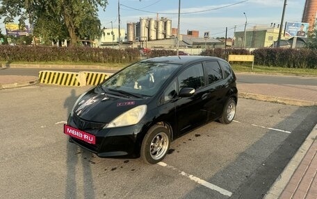 Honda Jazz II рестайлинг, 2011 год, 1 060 000 рублей, 4 фотография