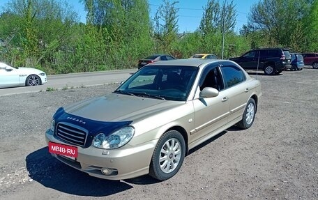 Hyundai Sonata IV рестайлинг, 2005 год, 680 000 рублей, 3 фотография