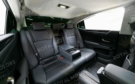 Lexus ES VII, 2021 год, 3 590 000 рублей, 12 фотография