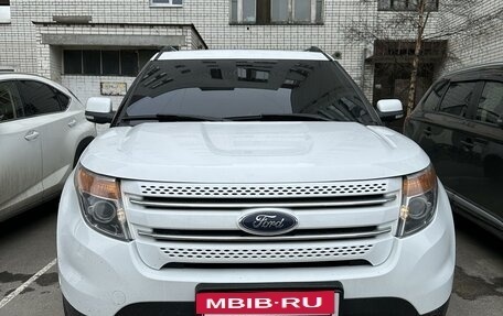 Ford Explorer VI, 2013 год, 1 850 000 рублей, 2 фотография