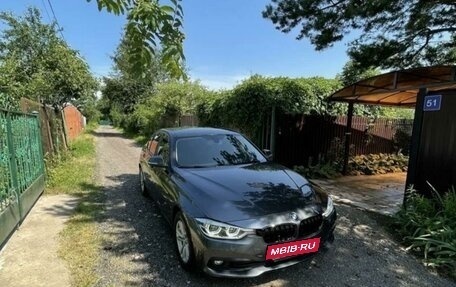 BMW 3 серия, 2017 год, 2 300 000 рублей, 3 фотография