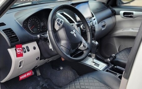 Mitsubishi Pajero Sport II рестайлинг, 2012 год, 2 600 000 рублей, 7 фотография