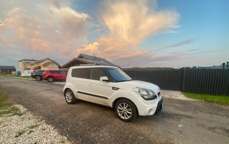 KIA Soul I рестайлинг, 2013 год, 970 000 рублей, 3 фотография