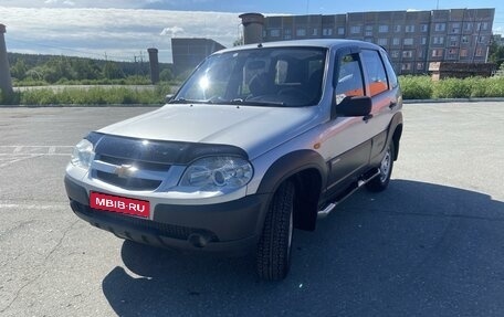 Chevrolet Niva I рестайлинг, 2009 год, 520 000 рублей, 1 фотография