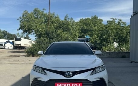 Toyota Camry, 2021 год, 4 500 000 рублей, 1 фотография