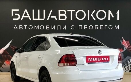 Volkswagen Polo VI (EU Market), 2017 год, 1 140 000 рублей, 2 фотография