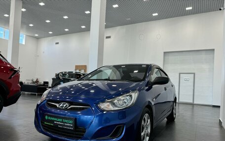 Hyundai Solaris II рестайлинг, 2012 год, 750 000 рублей, 3 фотография