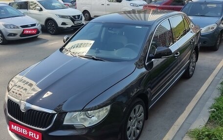 Skoda Superb III рестайлинг, 2011 год, 1 100 000 рублей, 1 фотография