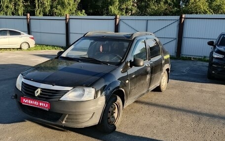 Renault Logan I, 2010 год, 200 000 рублей, 1 фотография