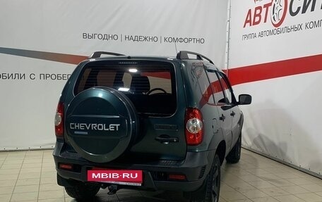 Chevrolet Niva I рестайлинг, 2015 год, 919 000 рублей, 5 фотография