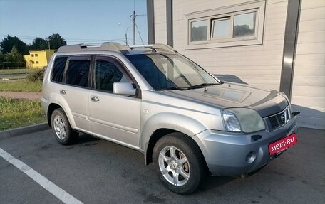 Nissan X-Trail, 2005 год, 700 000 рублей, 3 фотография