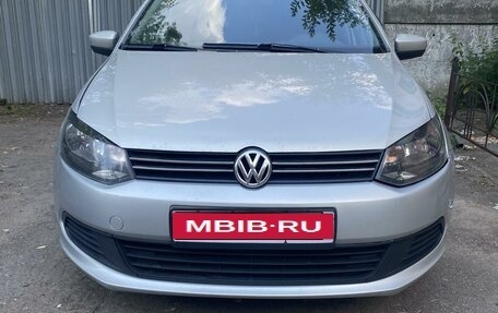 Volkswagen Polo VI (EU Market), 2012 год, 630 000 рублей, 1 фотография