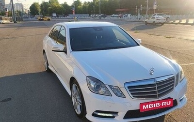 Mercedes-Benz E-Класс, 2013 год, 2 500 000 рублей, 1 фотография