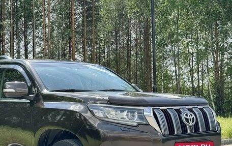 Toyota Land Cruiser Prado 150 рестайлинг 2, 2017 год, 4 300 000 рублей, 7 фотография