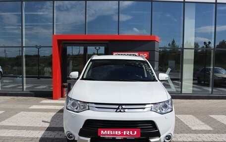 Mitsubishi Outlander III рестайлинг 3, 2014 год, 1 629 000 рублей, 5 фотография