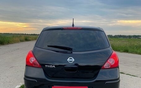 Nissan Tiida, 2008 год, 690 000 рублей, 2 фотография