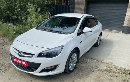 Opel Astra J, 2013 год, 799 000 рублей, 1 фотография