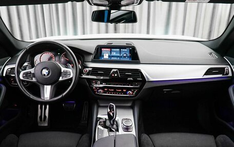 BMW 5 серия, 2018 год, 4 125 000 рублей, 6 фотография