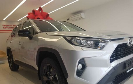 Toyota RAV4, 2022 год, 5 150 000 рублей, 3 фотография