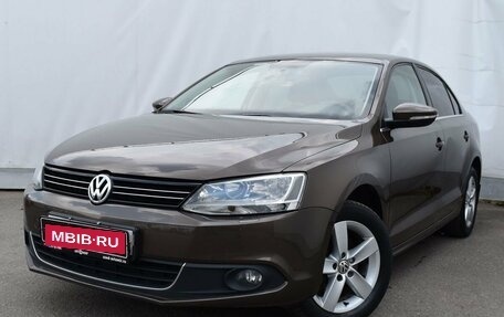 Volkswagen Jetta VI, 2013 год, 1 329 000 рублей, 1 фотография