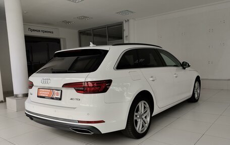 Audi A4, 2019 год, 2 850 000 рублей, 7 фотография