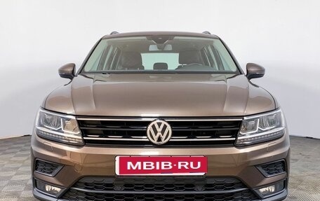 Volkswagen Tiguan II, 2020 год, 2 479 000 рублей, 2 фотография