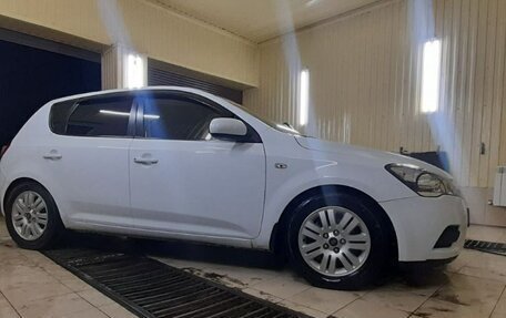 KIA cee'd I рестайлинг, 2011 год, 750 000 рублей, 2 фотография