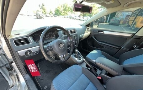 Volkswagen Jetta VI, 2013 год, 1 200 000 рублей, 6 фотография